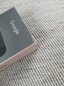 Google Pixel 10 , 16 cm (6.3"), 12 GB, 128 GB, 48 MP, Android 16.0, Schwarz Kunden-Foto 1