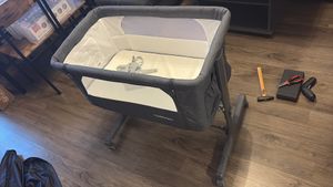 COSTWAY 3 in 1 Beistellbett & Babywiege & Reisebett, 5-stufig Höhenverstellbares Babybett, 10° Neigung, Kinderbett inkl. Matratze, Tragetasche, Stubenwagen für Babys bis 9kg belastbar (Dunkelgrau) Kunden-Foto 3