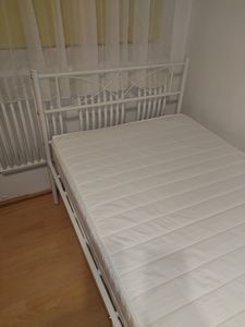 Yaheetech Metallbett Bettgestell 90 x 200 cm, Bettrahmen mit Flügelmuster Kopfteil, Weiß Kunden-Foto 3