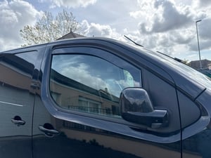 GP Déflecteurs Deflecteurs D'Air Pour Nissan X-Trail 4 Depuis 2021 4pcs, Aérodynamique, Montage Facile Photo du client 1