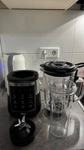 Olvy Blender Pro kielichowy, szklany dzbanek 1,5 l, kubek Tritan 600 ml, ekran dotykowy, Pulse, Auto-Clean, smoothie maker i ice crusher Zdjęcie produktu od klienta nr 15