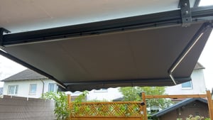 Spettmann SUN LED Halbkassettenmarkise 300x200 cm Funkmotor LED anthrazit grau Kunden-Foto 1