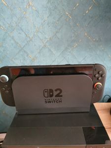 Nintendo Switch 2-Konsolen + Mario Kart World Kunden-Foto 1