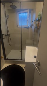 Mexen Apia ausziehbare Duschtür 110 cm, Transparent, Schwarz - 845-110-000-70-00 Kunden-Foto 1
