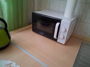 Mikrowelle 20 Liter 700 Watt Auftaufunktion 5 Leistungsstufen Kunden-Foto 1
