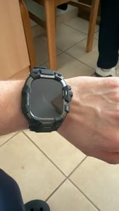 Apple Watch Ultra 3 , OLED, Touchscreen, 64 GB, WLAN, GPS, 61,8 g Kunden-Foto 3