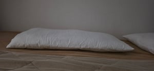 2er Set Blumtal Kissen 40x80 cm – ergonomische Schlafkissen – waschbar, weich, anpassbar – ideal für Nackenstütze & Seitenschläfer Kunden-Foto 2
