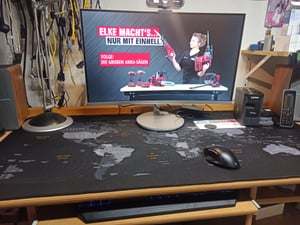Titanwolf Gaming Mauspad, XXXL Speed Mousepad 1200 x 600 mm, Geschwindigkeit & Präzision, schwarz Kunden-Foto 1