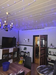 10M 100LEDs 8 Modi Lichterkette Strom LED Weihnachten Lichterkette Zimmer Deko Licht Party Weihnachtsbaum Hochzeit Garten Baum Beleuchtung, Warmweiß Kunden-Foto 1