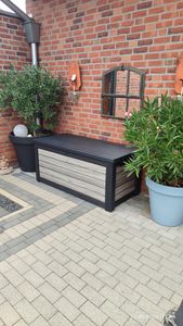 Keter Gartenbox "Northwood" 623L - Anthrazit - 155x72x70 cm - Deckel bis 270 kg belastbar - abschließbar Kunden-Foto 4