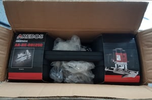 Fresa de sobremesa AREBOS con maletín, 1200 W, Ø 6 y 8 mm + juego de fresas de 12 piezas Foto del cliente 1