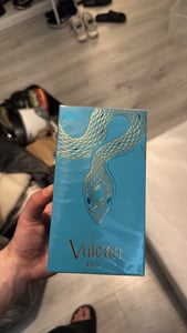French Avenue Vulcan Feu Edp Spray Kunden-Foto 4