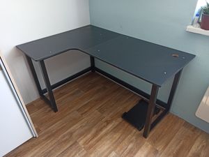 Rohový Herní Počítačový Stůl Velký Moderní Černý Loft 140 Cm Fotografie od zákazníka č. 1