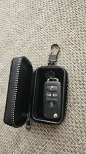 Auto Schlš¹ssel Keyless Go Schutz Schlš¹ssel RFID Signal Blocker Box Etui Hš¹lle Autoschlš¹ssel Keyless Strahlenschutz Tasche Kunden-Foto 1