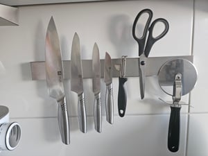 Messenmagneet 40 cm - Universelle Wandmagnet für Messer und Küchenutensilien - Rostfreier Stahl Kunden-Foto 1