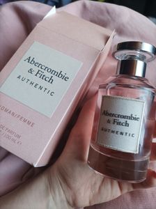 Abercrombie & Fitch Authentic Women Edp Spray Kunden-Foto 1