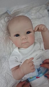 45CM Reborn Puppen Bettie Neugeborenen Baby Lebensechte Silikon Körper Mehrere Schichten Malerei 3D Haut mit Sichtbaren Adern bebés reborns Kunden-Foto 3