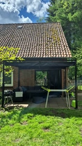 UISEBRT 3x3m Pergola mit Schiebedach - Wasserdichter Gartenpavillon aus Stahl & Polyester, freistehendes Terrassendach, winterfest & UV-beständig, Schwarz Kunden-Foto 8
