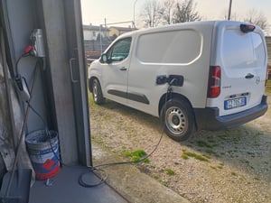 EV-laadkabel Type 2, 16A, 11kW, EV-lader met CEE-stekker, 6 meter. Draagbare, mobiele wallbox voor elektrische voertuigen met WiFi/app-bediening en instelbare stroomsterkte Klantenfoto 2