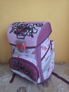 Pferde Horses Schulranzen Mädchen 1 Klasse |Tornister Schulrucksack Schultasche | Set 4 teilig | für Grundschule | inkl. Federmäppchen und Sportbeutel Kunden-Foto 2