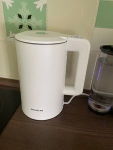Aigostar Smart Glas-Wasserkocher 1,7L: WLAN & Alexa, 40°C-100°C Temperaturwahl, Innen 100% Edelstahl (Plastikfrei), Strix-Kontrolle, Schwarz Kunden-Foto 1