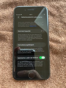 Apple iPhone SE, 11,9 cm (4.7"), 1334 x 750 px, 64 GB, 12 MP, iOS 15, Czerwony Zdjęcie produktu od klienta nr 1