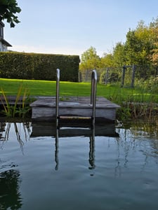 AREBOS Edelstahl Poolleiter 4 Stufen | Einbauleiter Silber inkl. Montagematerial Kunden-Foto 2