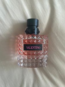 VALENTINO Born In Roma Donna, Frauen, 100 ml, Bergamotte, Jasmin, Vanille, Holz, Spray Kunden-Foto 3