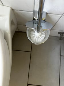 Testina di ricambio per scopino Bürstenking, 67 mm, set di testine per scopini da bagno adatto per set da bagno Emco, testina di ricambio con setole, con filettatura interna M12, 5 pezzi, bianco Foto del cliente 1