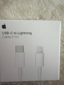 Nabíječka Apple 20 W + 2 m nabíjecí kabel USB‑C na USB-C iPhone 15 16 17 Pro Max iPad Macbook AirPods Fotografie od zákazníka č. 5
