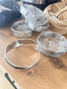 6 pièces 8CM cercle à pâtisserie cercle à gâteaux crumpets anneaux ronds en acier inoxydable argent pour la cuisine et la pâtisserie Photo du client 1