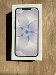 Apple iPhone 17e 256GB Nero Foto del cliente 1