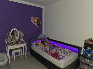 Flieks Polsterbett 90x200cm mit Ausziehbett (90x190cm), Tagesbett Schlafsofa mit Usb und Led, Jugendbett Kinderbett Einzelbett mit Lattenrost, Samt Kunden-Foto 1