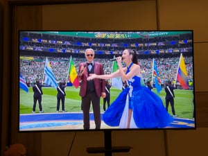 Samsung Q8F QE65Q8FAAU 165,1 cm (65") 4K Ultra HD Smart TV Wifi Gris, Titane Photo du client 1