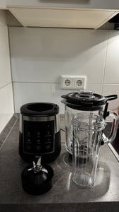 Olvy Blender Pro kielichowy, szklany dzbanek 1,5 l, kubek Tritan 600 ml, ekran dotykowy, Pulse, Auto-Clean, smoothie maker i ice crusher Zdjęcie produktu od klienta nr 14