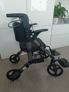 ELONEO 2in1 Rollstuhl Rollator faltbar und leicht mit Sitz, Outdoor Rollator Rollstuhl faltbar, Aluminium Gehhilfe für Senioren - Rot Kunden-Foto 1