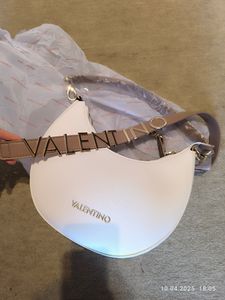 VALENTINO BAGS Alexia Hobo Bag Schwarz Kunden-Foto 1