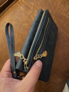 Damen Geldbörse klein mit Reißverschluss & Armband aus Kunstleder, Schwarz, A0402 Kunden-Foto 1