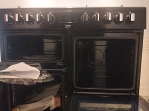 Piano de cuisson gaz 159l 7 feux noir - Beko - PF335325DB - Photo du client 2
