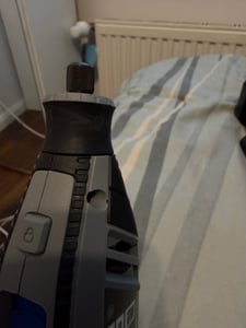 Dremel 4250 Outil Rotatif Multifonction 175W avec 3 Adaptations 35 Accessoires Vitesse Variable 5000-35000 tr/min pour Découper, Poncer, Percer, Nettoyer, Sculpter, Polir, Graver, Meuler, Défoncer Photo du client 3