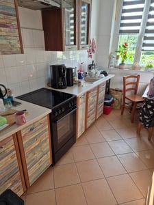 Gorenje GEC5A20BG Elektroherd mit Glaskeramikkochfeld, Standgerät, 74 Liter Backofen mit AquaClean, schwarz Kunden-Foto 1