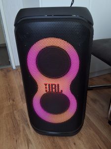 JBL Partylautsprecher, 240W RMS, Bluetooth, Lichtshow, Rollen, schwarz, 1 Stk. Kunden-Foto 2