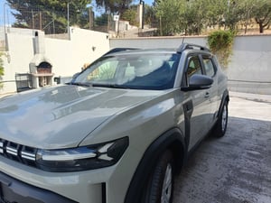 J&J AUTOMOTIVE | GP Windabweiser Für Dacia Duster 2 ab 2018 4tlg, GP Regenabweiser, Schwarz, Getönt, Aerodynamisch, Einfache Montage, Befeistigung mit Clips Kunden-Foto 1