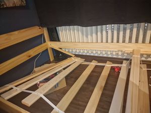 Bett 90x200 