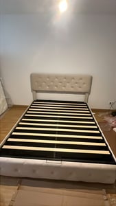 CDGlobal čalúnená posteľ 160x200 cm s lamelovým roštom, hydraulická skriňová pružina s úložným priestorom, zamatová manželská posteľ s úložným priestorom, funkčná posteľ, béžová Fotografia od zákazníka č. 1