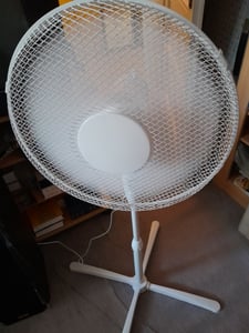 Ito WLSF-4043: 40cm stojanový oscilační ventilátor Fotografie od zákazníka č. 2