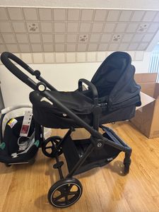 Cybex Eos Basic 3-in-1 Kinderwagen Schwarz + Adapter + Aton B2 I-Size Autositz Moon Schwarz Kunden-Foto 2
