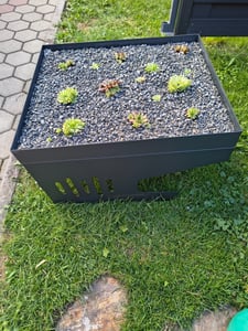 LARS360 Elegantná antracitová garáž pre robotické kosačky - 70x60x42,5 cm Kovový prístrešok odolný voči poveternostným vplyvom s UV ochranou Fotografia od zákazníka č. 1