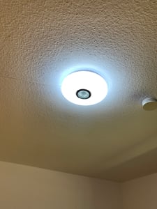 40W Musik LED Deckenleuchte mit Bluetooth Lautsprecher, 30cm RGB Deckenlampe mit Fernbedienung und APP, für Schlafzimmer Wohnzimmer Badezimmer Kunden-Foto 3