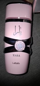 Lattafa Perfumes - Yara Moi EDP 100ml Foto del cliente 2